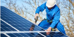 Installation Maintenance Panneaux Solaires Photovoltaïques à Maurines